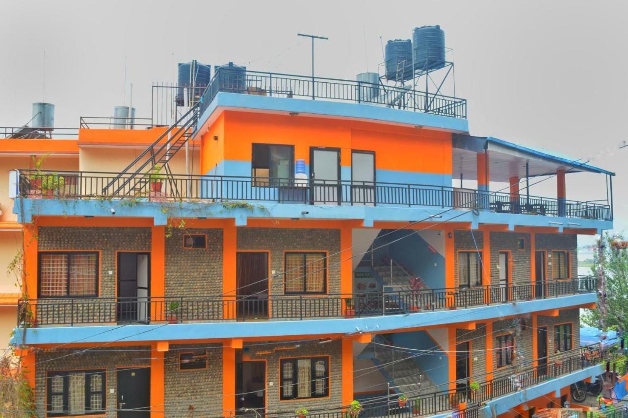 Hotel Direction Покхара Екстер'єр фото